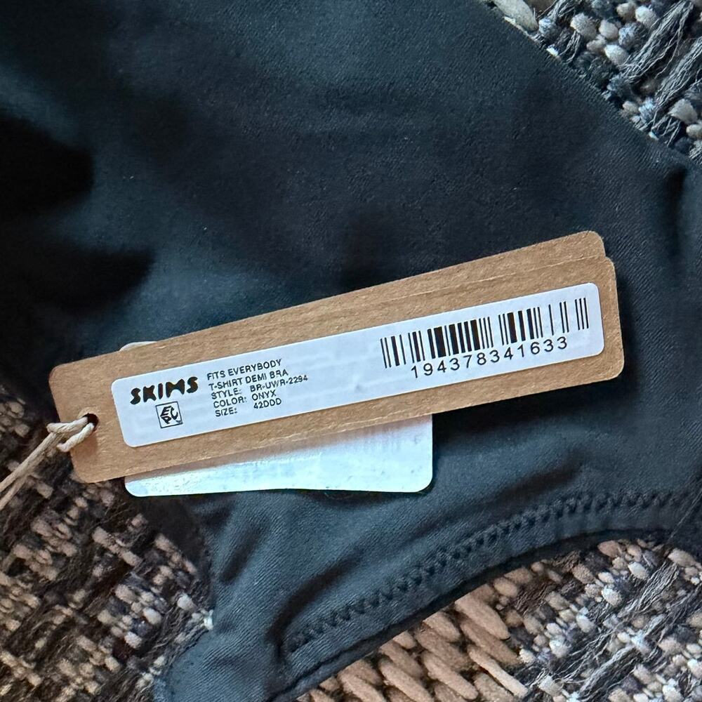 SKIMS Fits Everybody T-SHIRT BRA Size 42DDD- Onyx - Picture 4 of 6